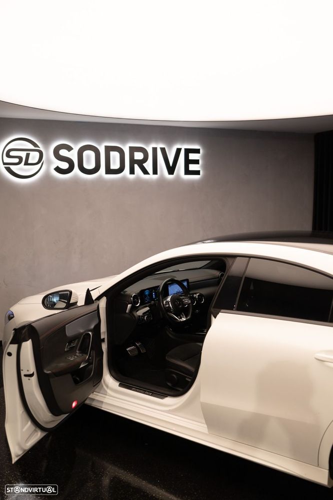 Mercedes-Benz CLA 250 e - 33