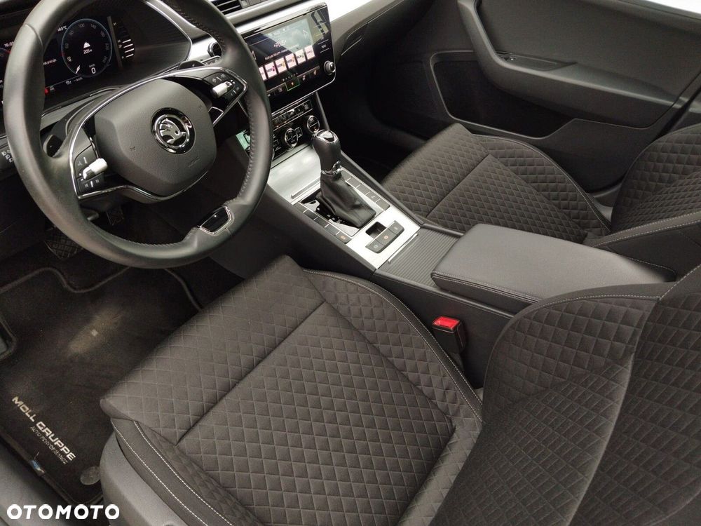 Skoda Superb 2.0 TDI SCR Ambition DSG - 16
