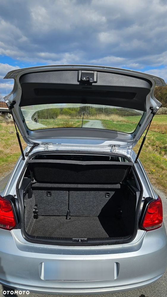 Volkswagen Polo 1.6 TDI DPF BlueMot Highline - 12