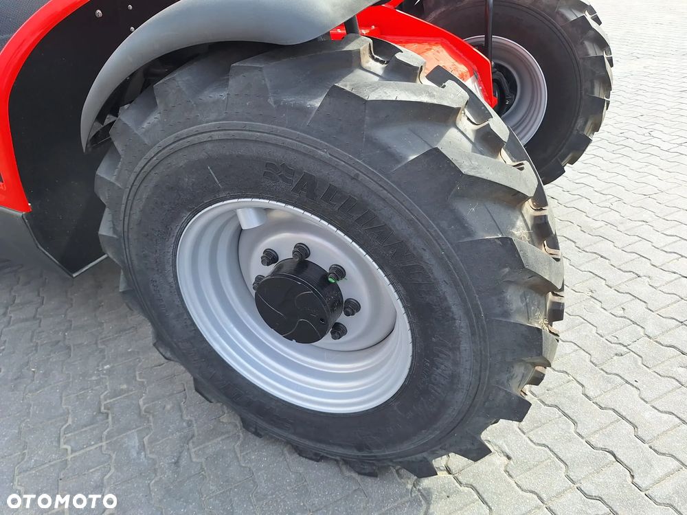 Manitou ładowarka teleskopowa MT 733 - 8