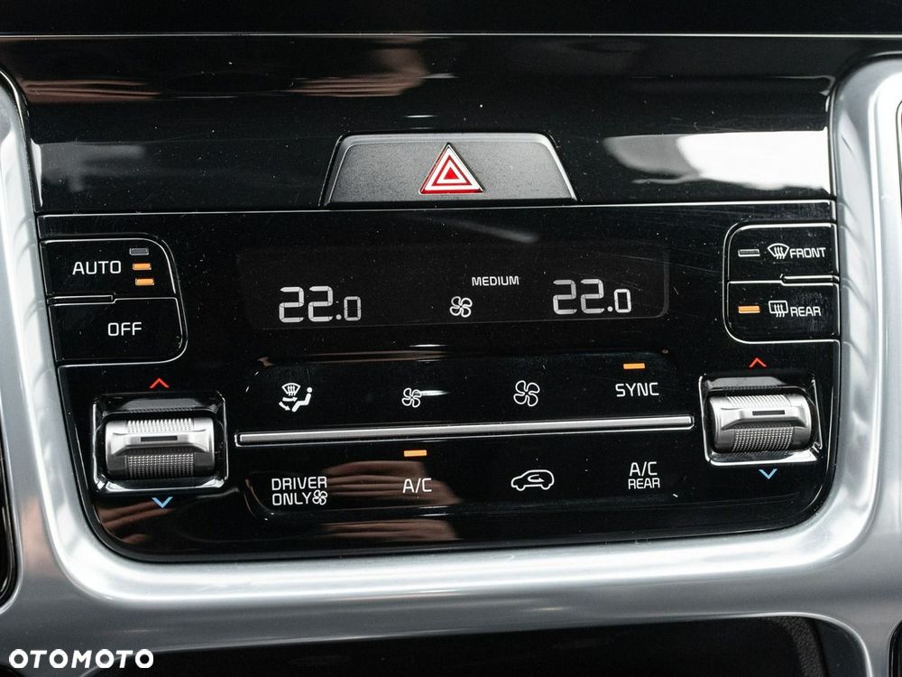 Kia Sorento - 17