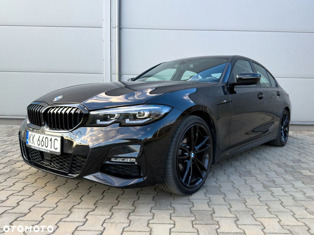 BMW Seria 3 320d xDrive M Sport Shadow - 1