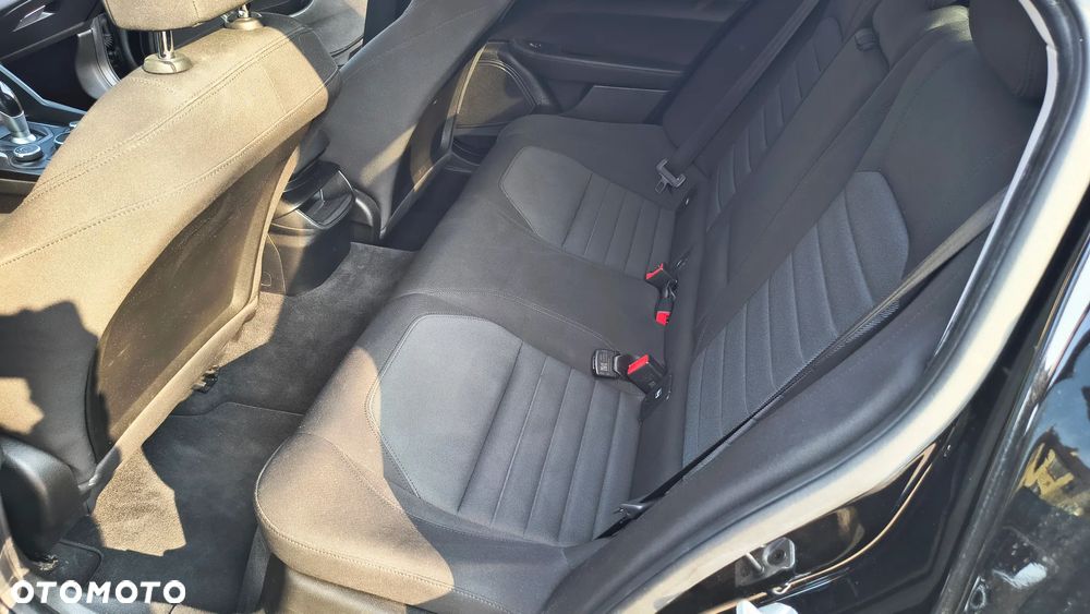 Alfa Romeo Giulia 2.0 Turbo - 13