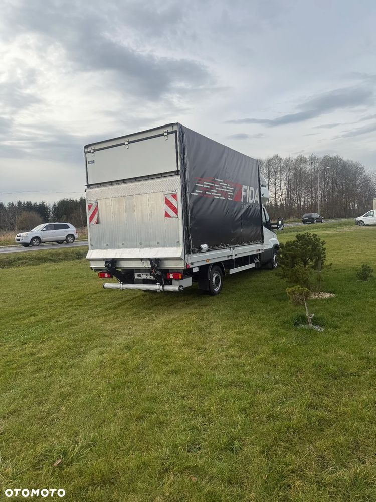 Mercedes-Benz Sprinter - 8