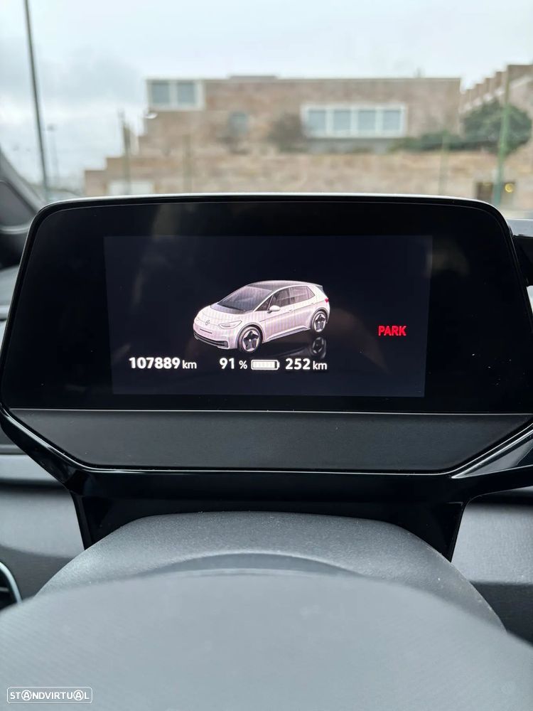 VW ID.3 Pro Performance - 11