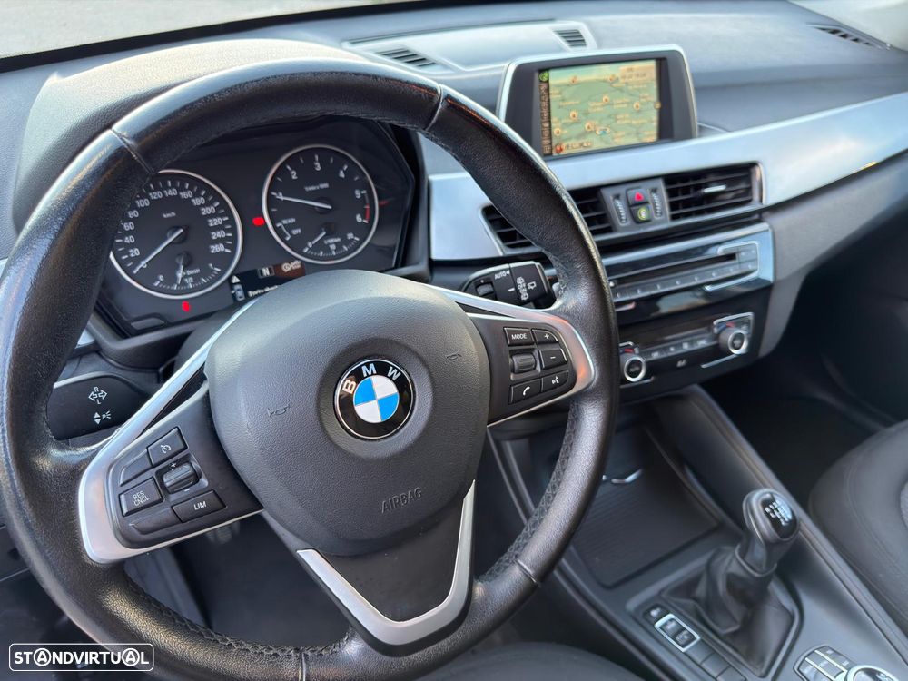 BMW X1 16 d sDrive Advantage - 2
