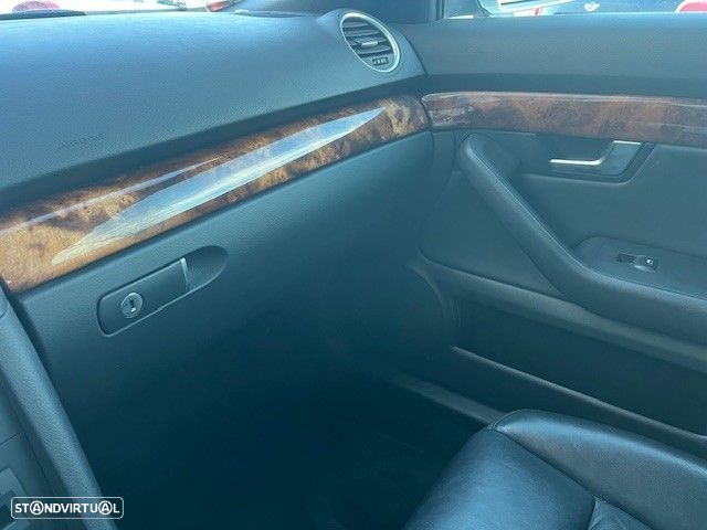 Audi A4 Cabrio 1.8 T Sport - 16