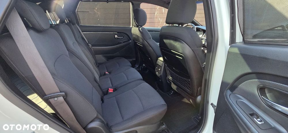 Kia Carens 1.7 CRDi Edition 7 - 19