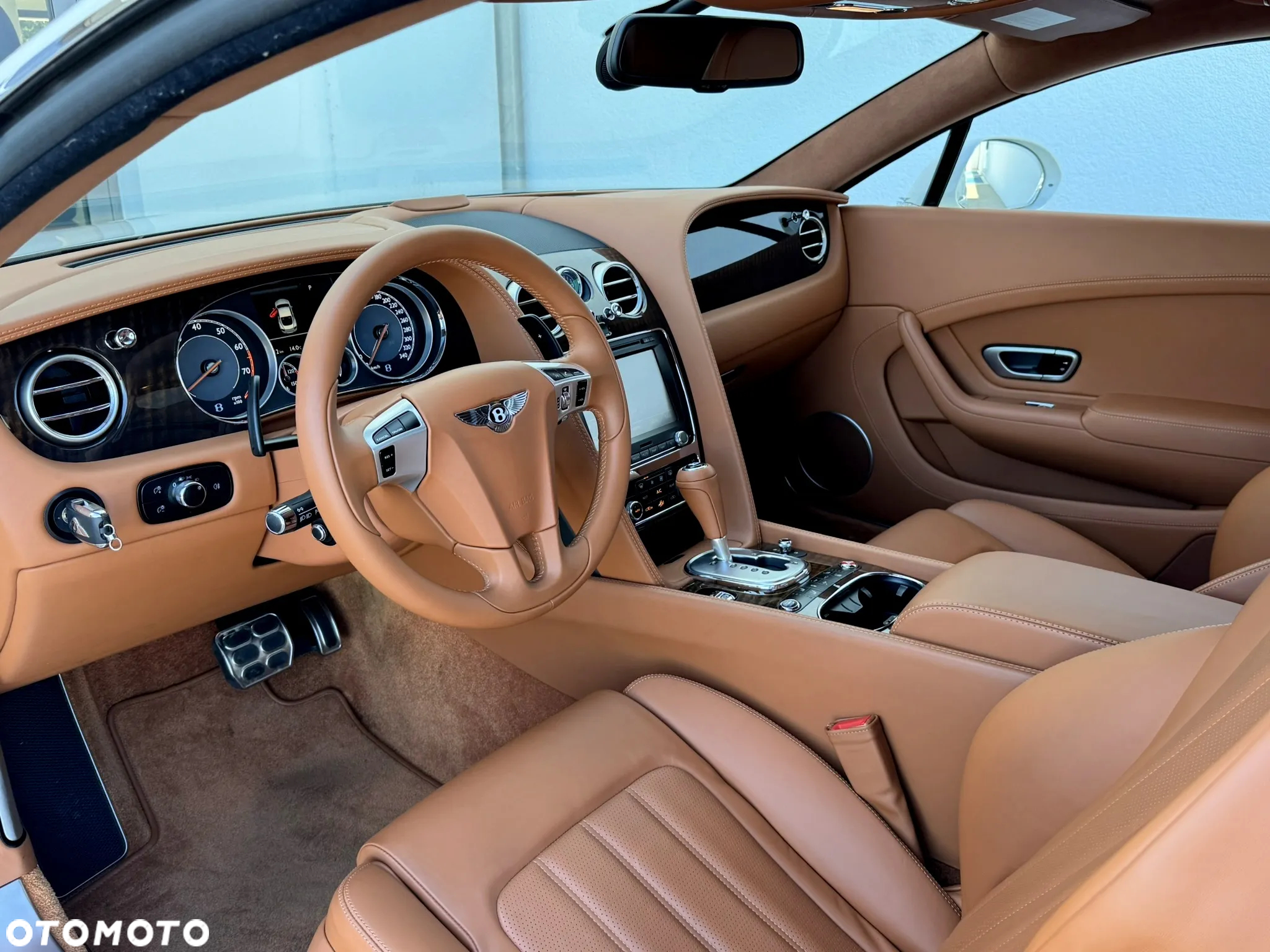 Bentley Continental GT - 8