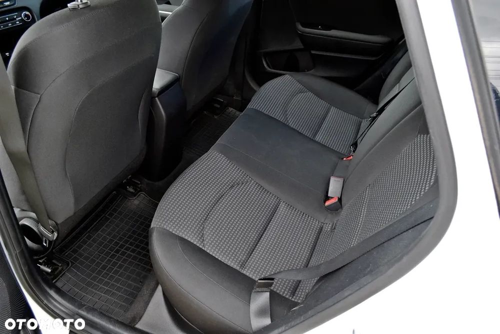 Kia Ceed 1.0 T-GDI M - 16