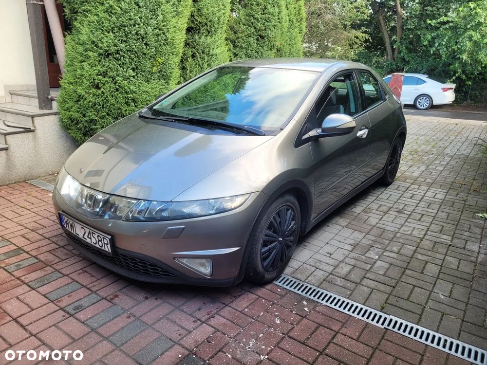 Honda Civic 1.8 Comfort - 1