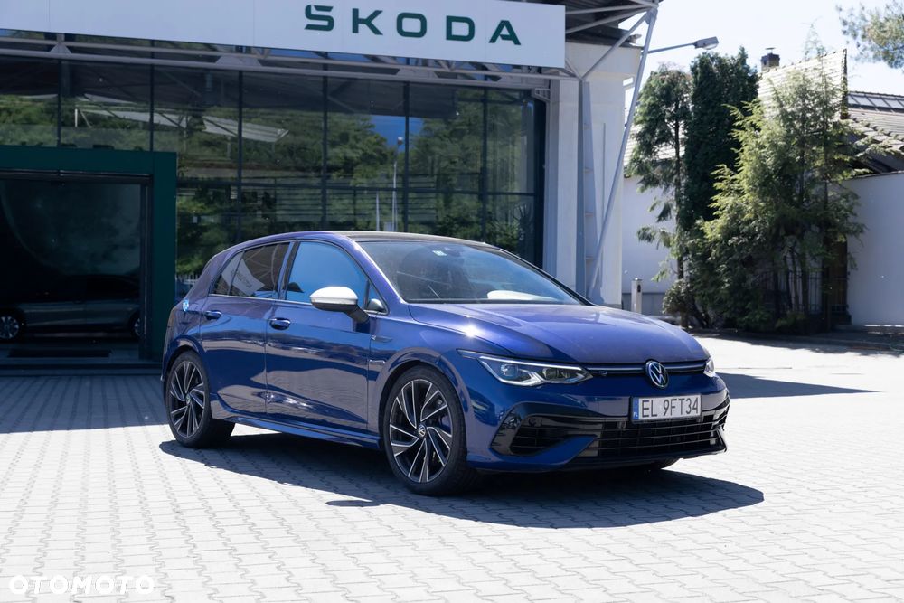 Volkswagen Golf - 2