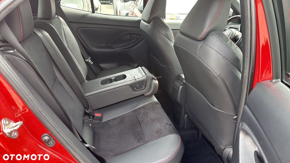 Toyota Yaris Cross Hybrid 1.5 GR Sport - 8