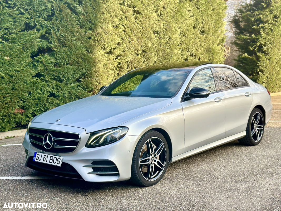 Mercedes-Benz E 220 d 4Matic T 9G-TRONIC AMG Line - 2