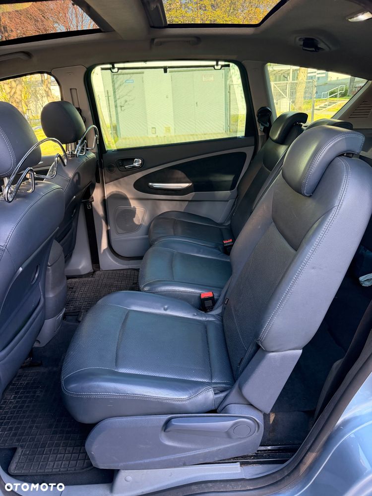 Ford S-Max 2.0 TDCi DPF Trend - 18