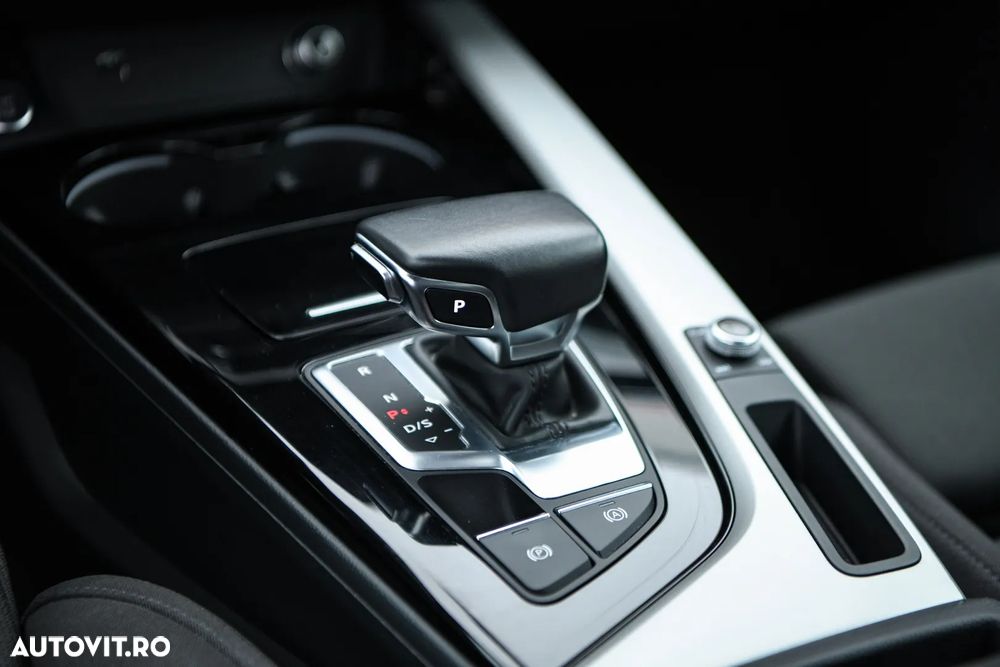 Audi A4 2.0 35 TFSI S tronic MHEV Advanced - 12