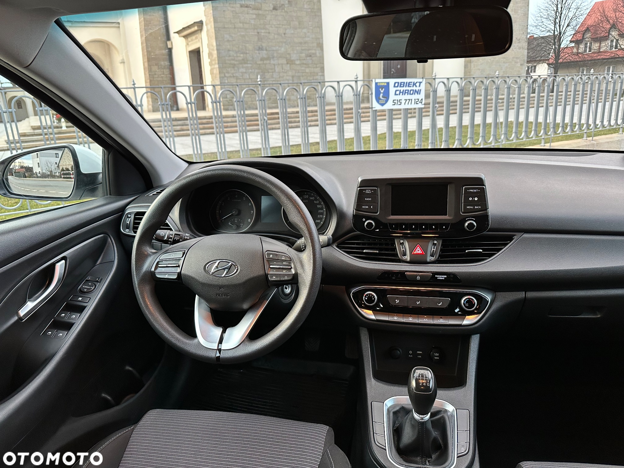 Hyundai i30 1.4 Premiere Comfort - 23
