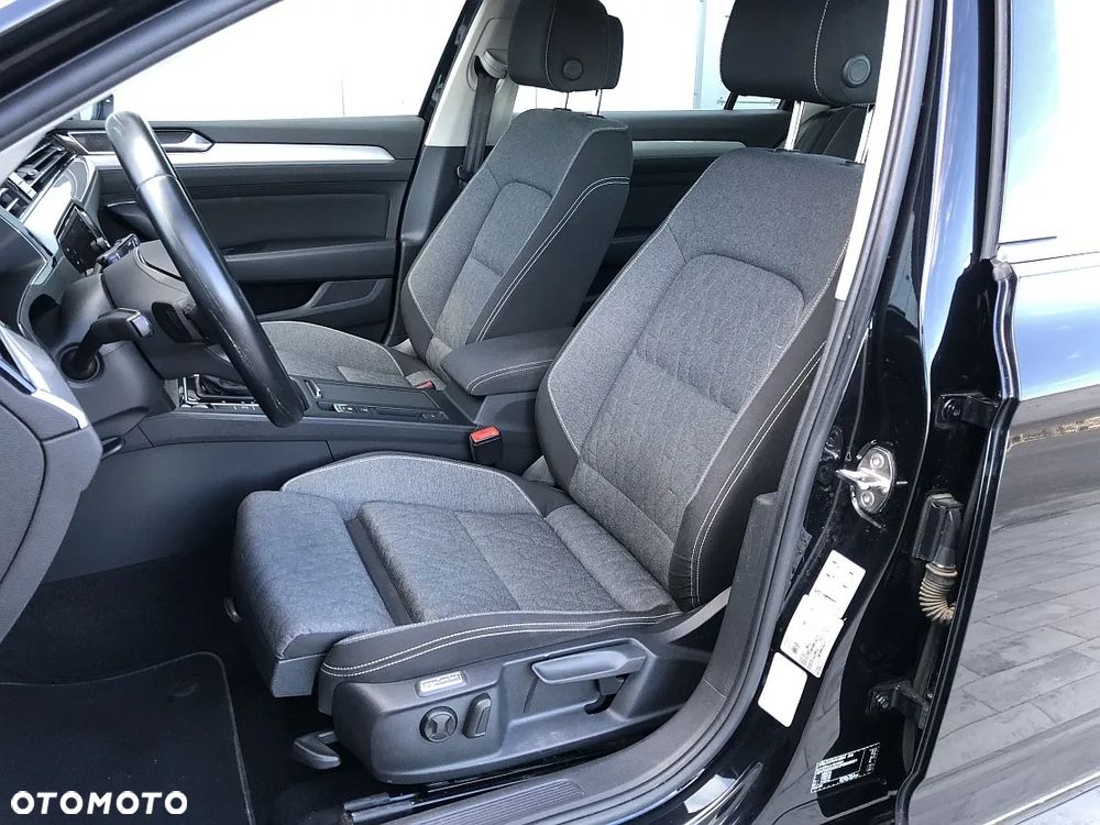 Volkswagen Passat 2.0 TDI EVO Business DSG - 8