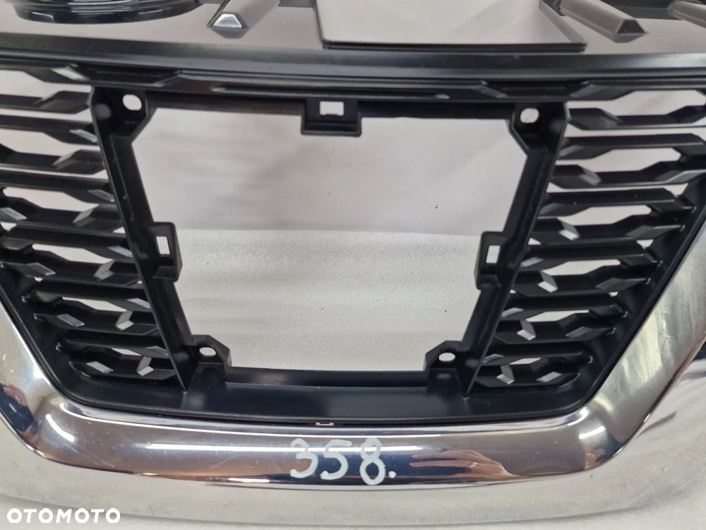 NISSAN X-TRAIL / ROGUE T32 LIFT 17- ATRAPA / GRILL PRZEDNI PRZÓD , NR 623106FR0C , NR AUKCJI GR358 - 9