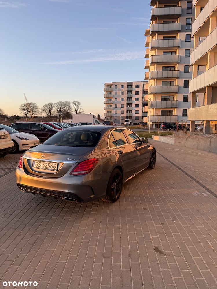 Mercedes-Benz Klasa C 200 4-Matic 9G-TRONIC - 6
