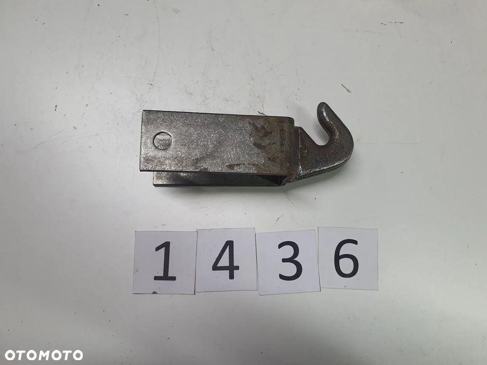 Zawieszenie dyszla z hakiem Suer 125131239 do UNP 80 - 1