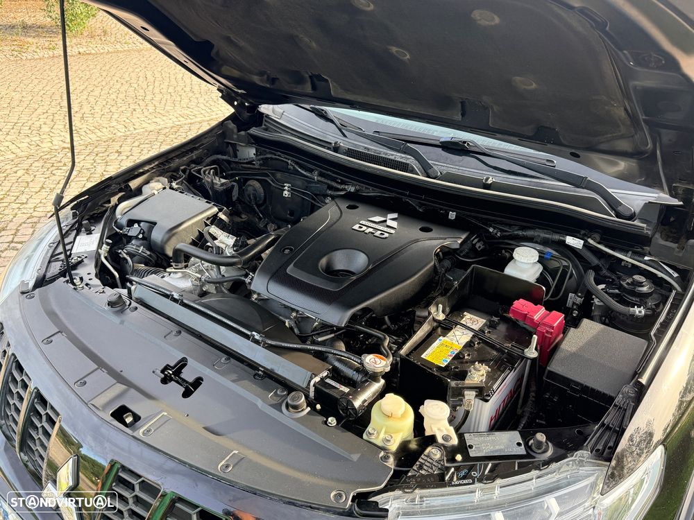 Mitsubishi L200 2.4 DI-D CD Intense Sport Strakar 4WD - 11