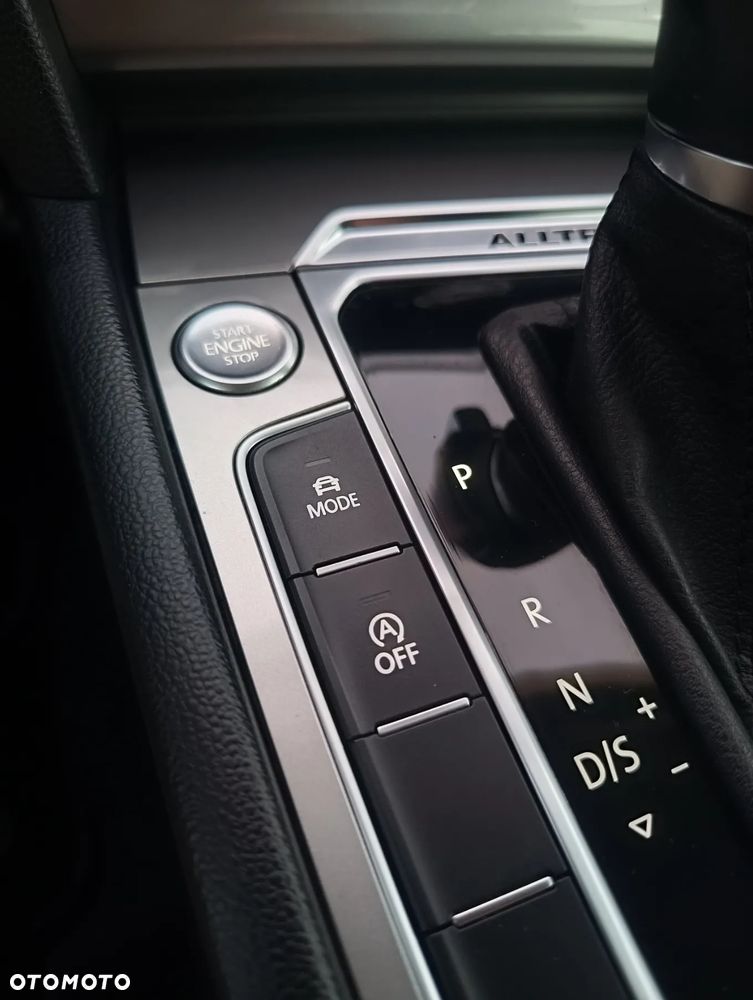 Volkswagen Passat ver-2-0-tdi-bmt-scr-4mot-highline-dsg7 - 34