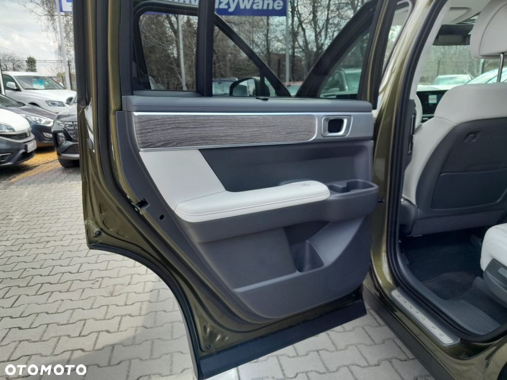 Hyundai Santa Fe 1.6 T-GDI HEV Executive 4WD - 38