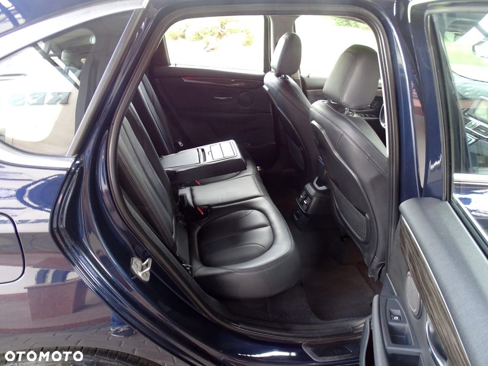 BMW Seria 2 216d Luxury Line - 14