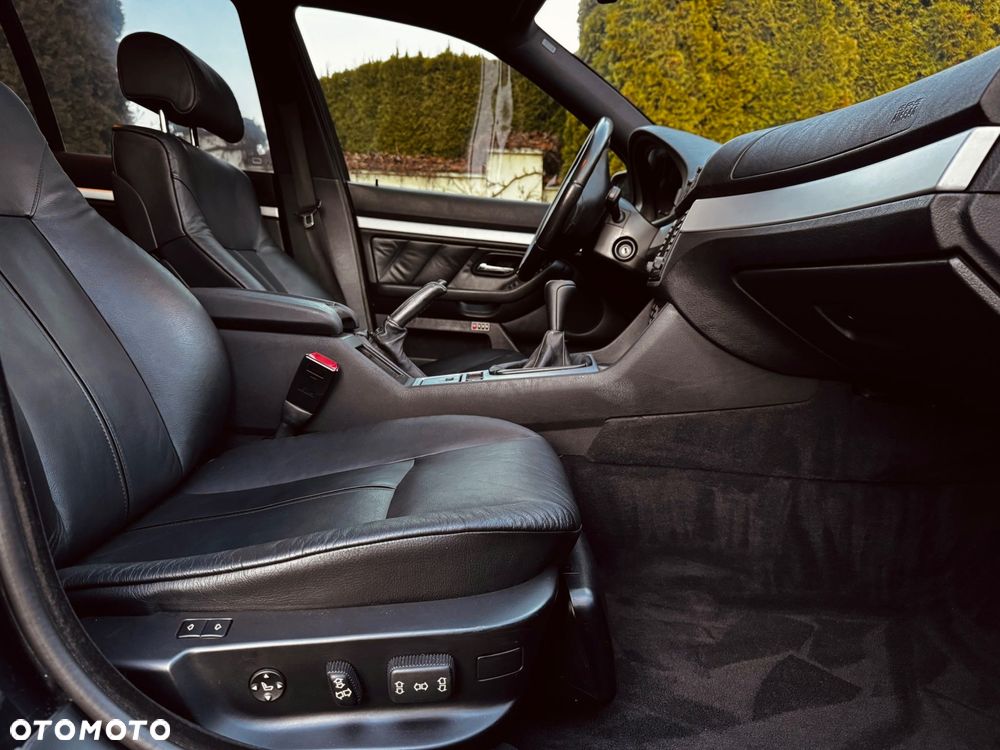 BMW Seria 5 - 26
