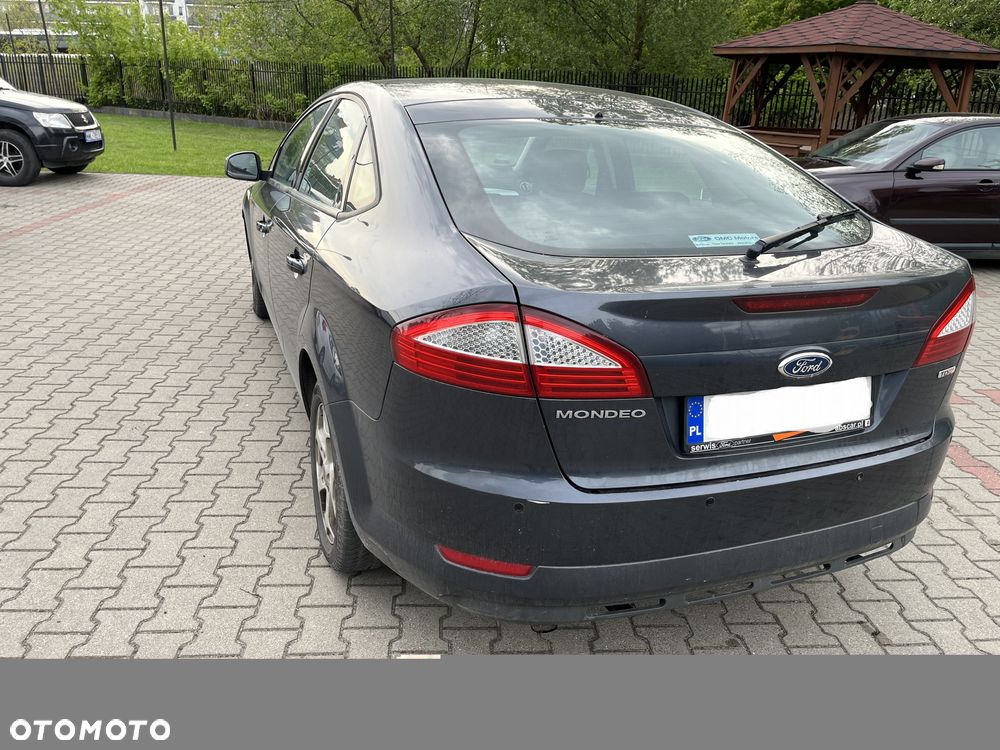 Ford Mondeo 2.0 TDCi Ambiente - 3