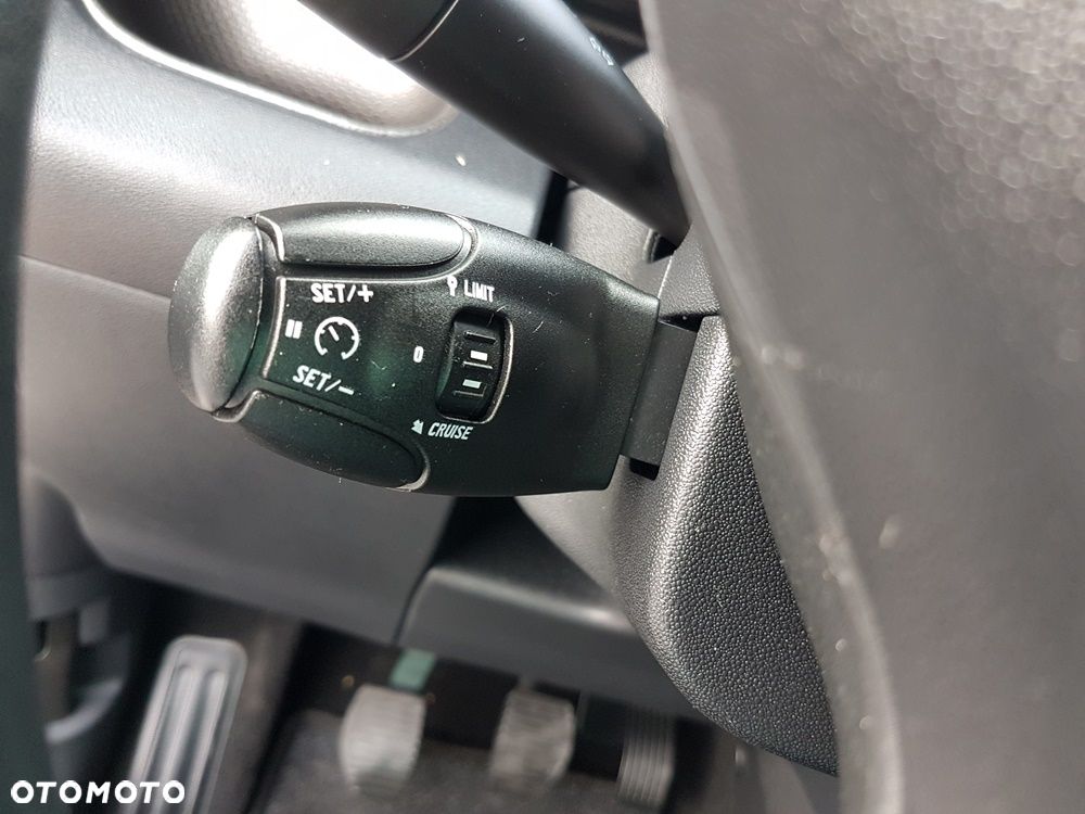 Citroën C3 Picasso VTi 120 Color Selektion - 18