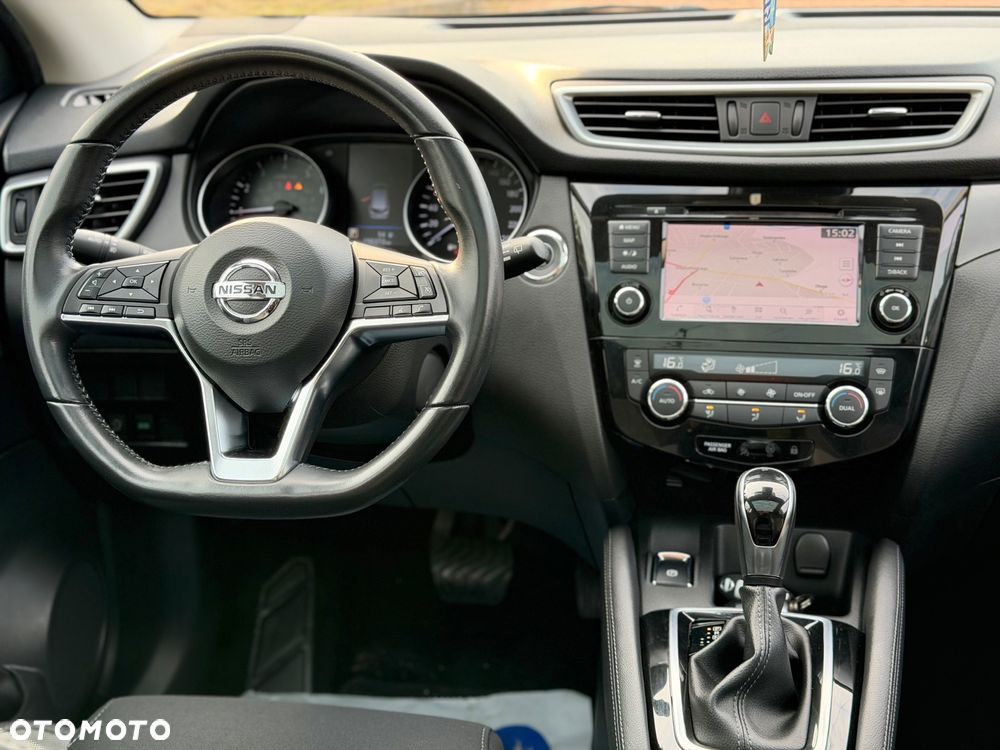 Nissan Qashqai 1.3 DIG-T N-Connecta DCT - 6