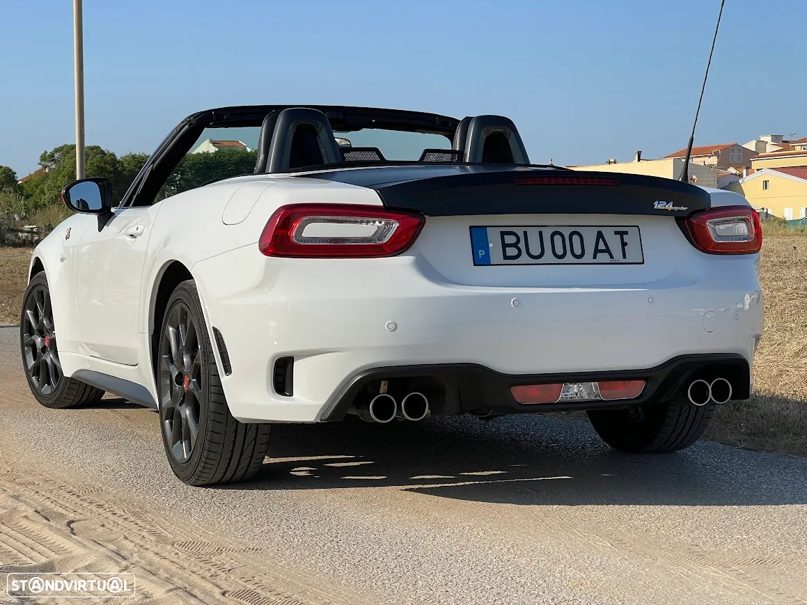 Abarth 124 Spider 1.4 MultiAir Turbo - 34