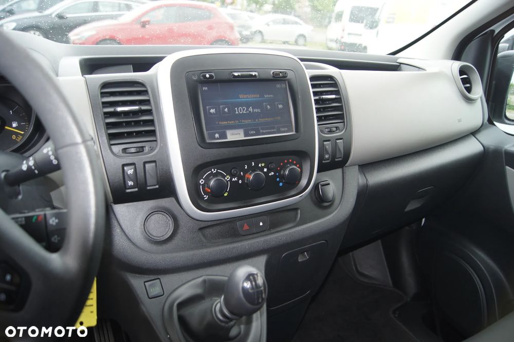 Renault TRAFIC - 16