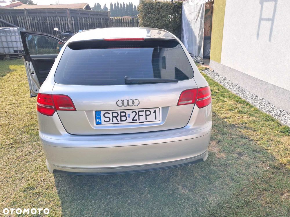 Audi A3 Sportback - 4