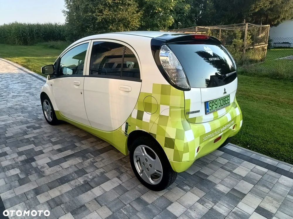 Mitsubishi i-MiEV Standard - 3