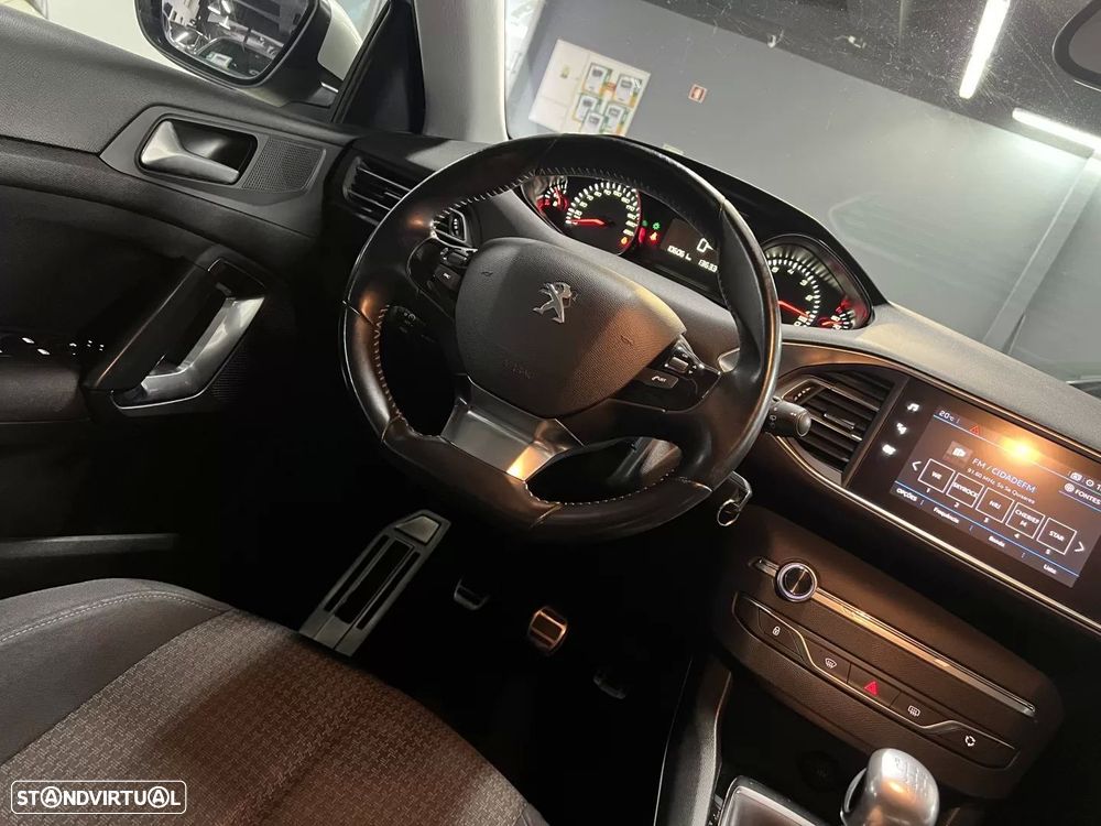 Peugeot 308 1.2 PureTech Style - 30