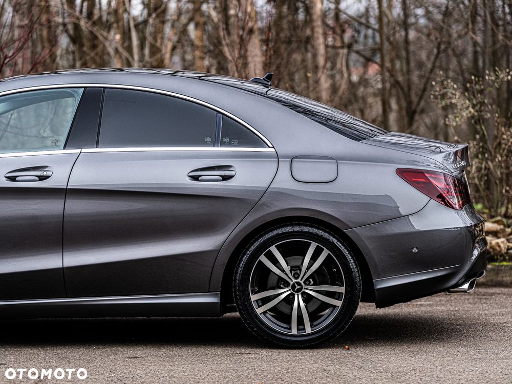 Mercedes-Benz CLA 200 d Urban - 9