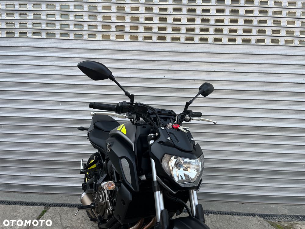 Yamaha MT - 22