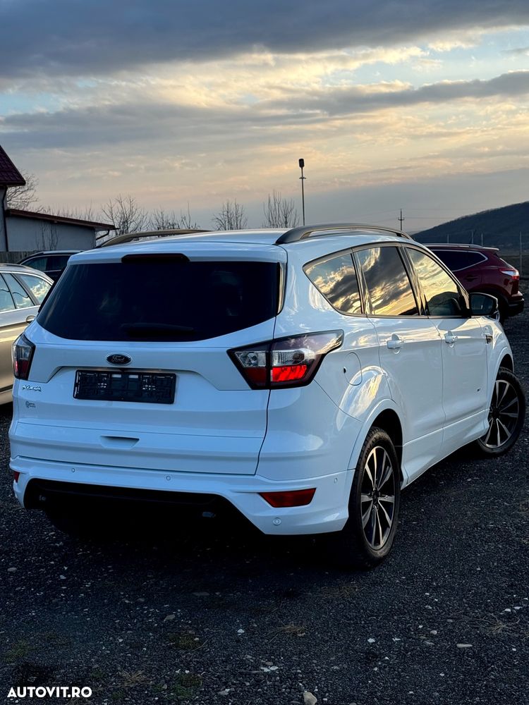 Ford Kuga 2.0 TDCi 4x4 ST-Line - 3