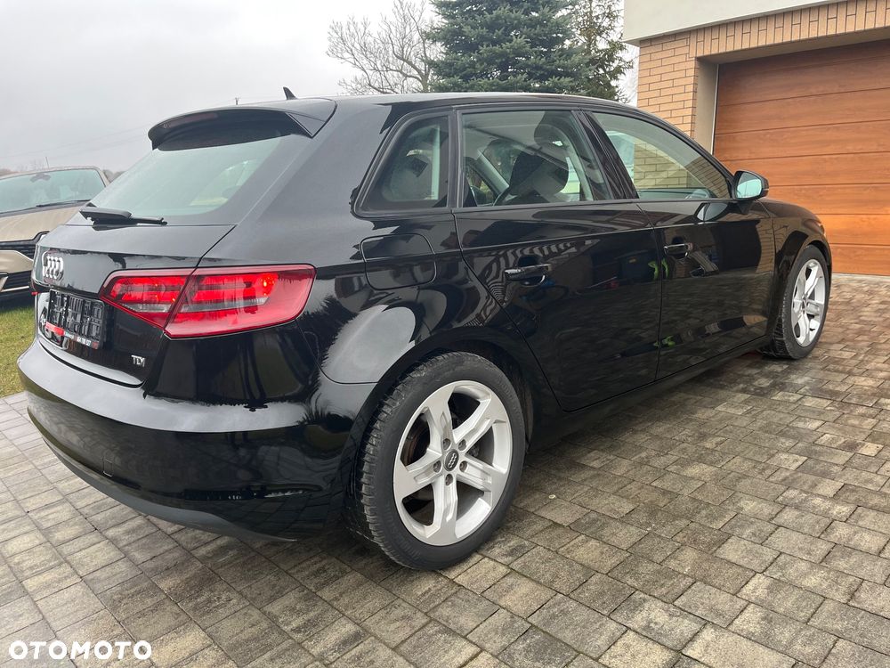 Audi A3 Sportback 2.0 TDI Ambition - 4