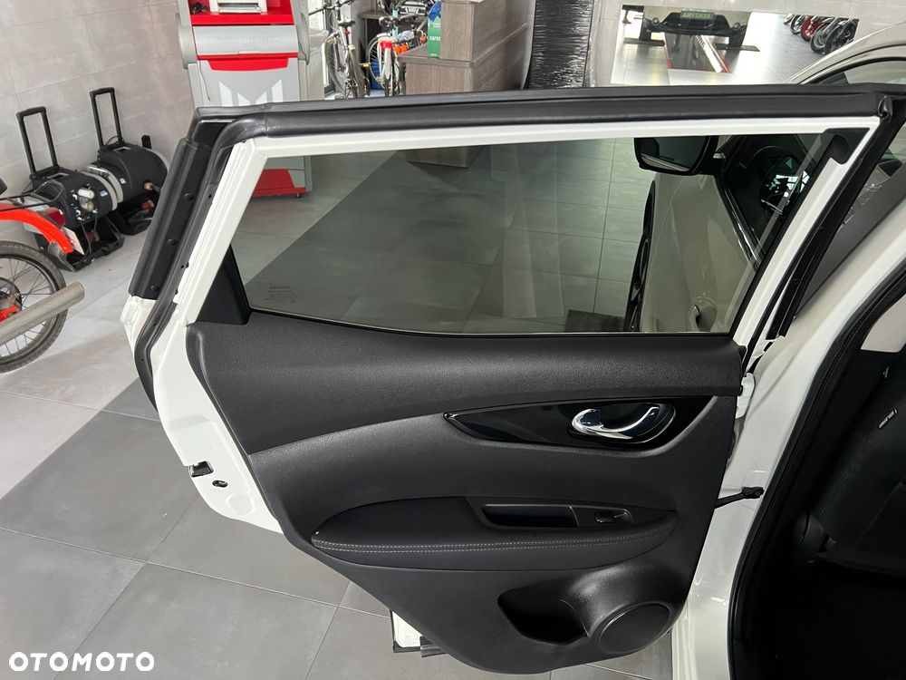 Nissan Qashqai 1.6 360 S/S - 19
