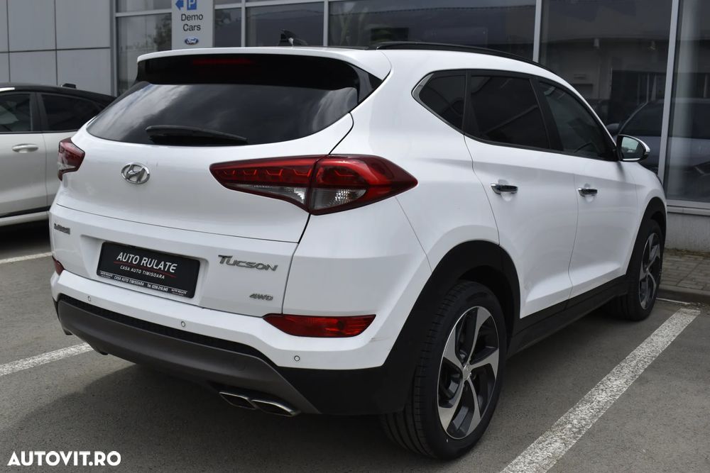 Hyundai Tucson 2.0 CRDI 4WD 6AT Luxury Pack+ - 8