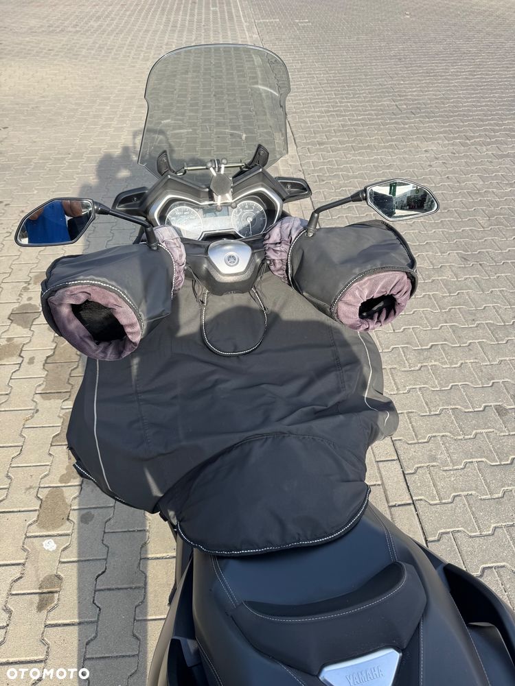 Yamaha X-max - 8