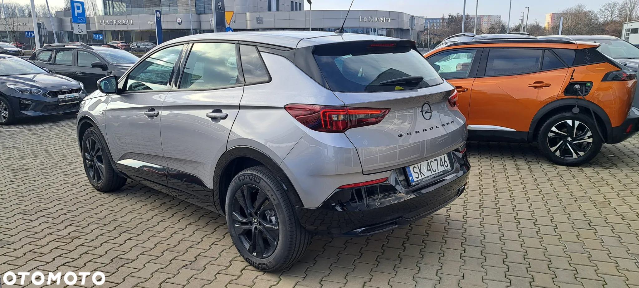 Opel Grandland 1.2 T GS S&S - 3