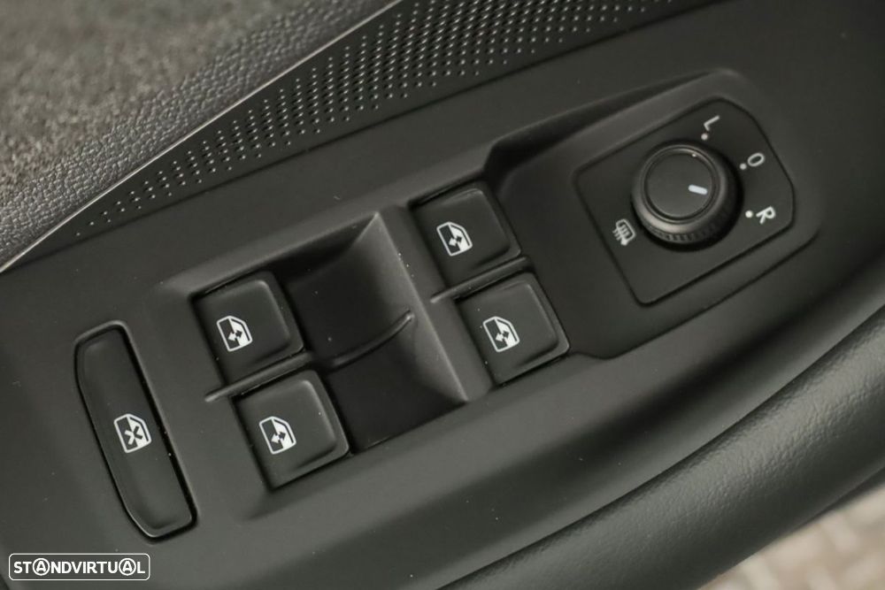 VW Passat Variant 1.5 TSI eHybrid DSG - 20