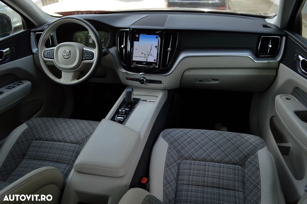 Volvo XC 60 B4 D AWD Ultimate Bright - 29