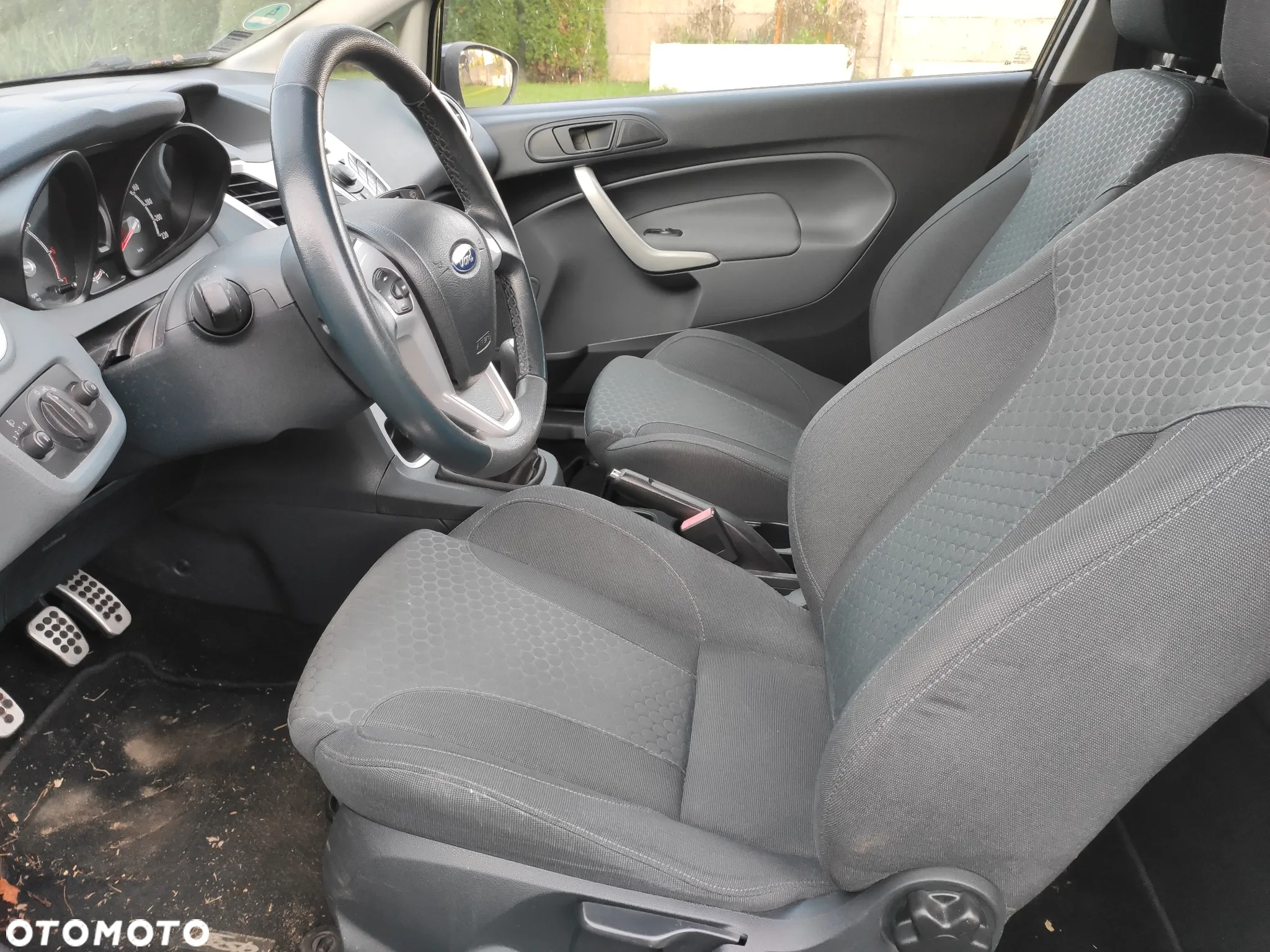 Ford Fiesta - 8