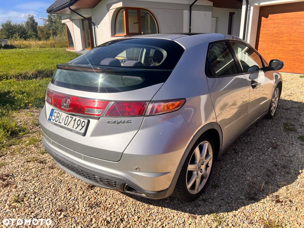 Honda Civic 2.2i-CTDi Executive - 3